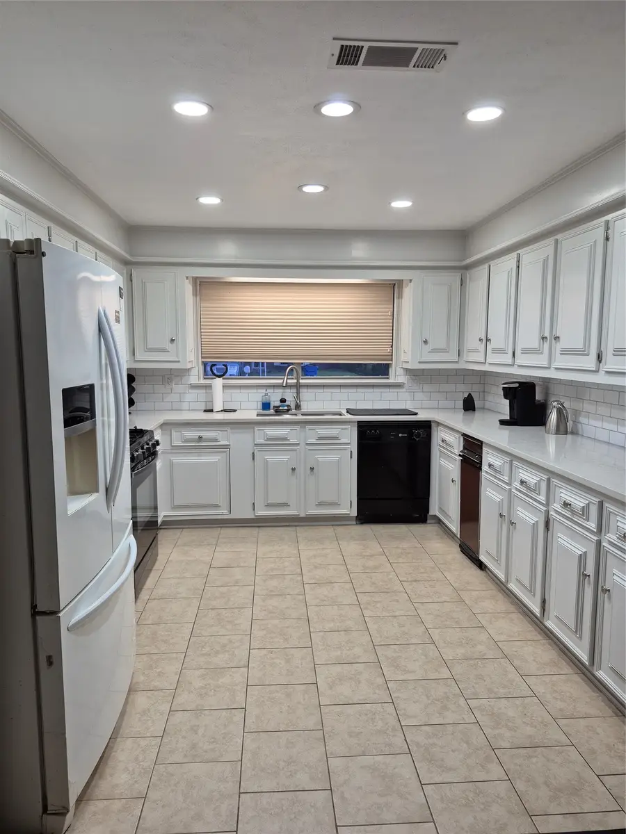 2429 16th Avenue N, Texas City, TX 77590 - #3