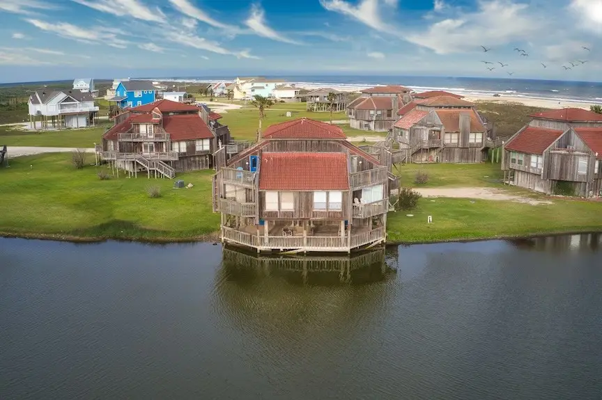 282 Private Road 640 #27/28, Matagorda, TX 77457 - Image #3