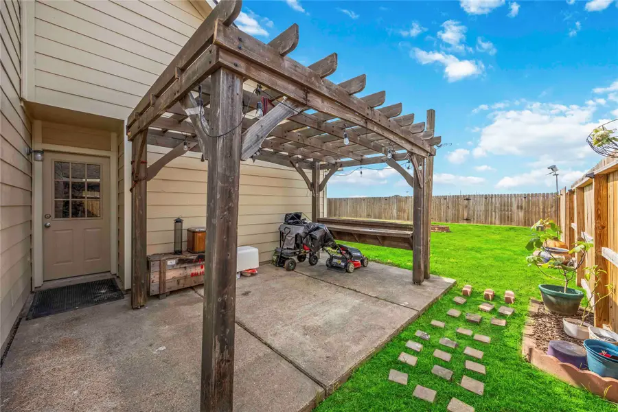 4614 Bridgestone Path Drive, Spring, TX 77388 - Image #3