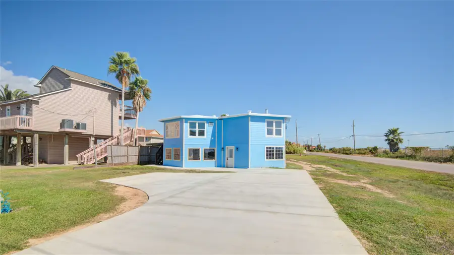 26 Tarpon Lane, Freeport, TX 77541 - Image #2