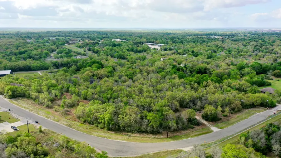 11048 Favor Rd, College Station, TX 77845 - #2