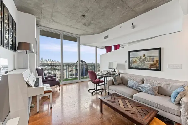 5925 Almeda Road #11315, Houston, TX 77004