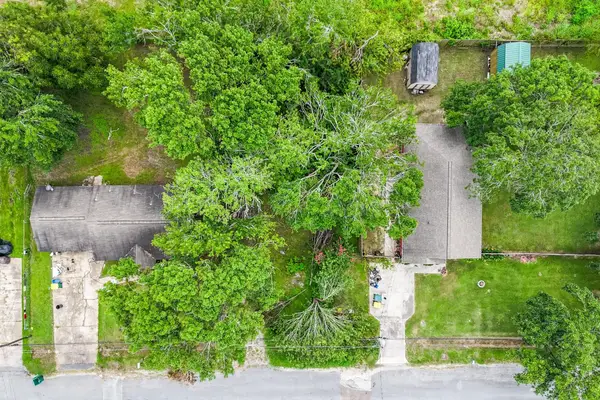 320 Holman Street, La Marque, TX 77568