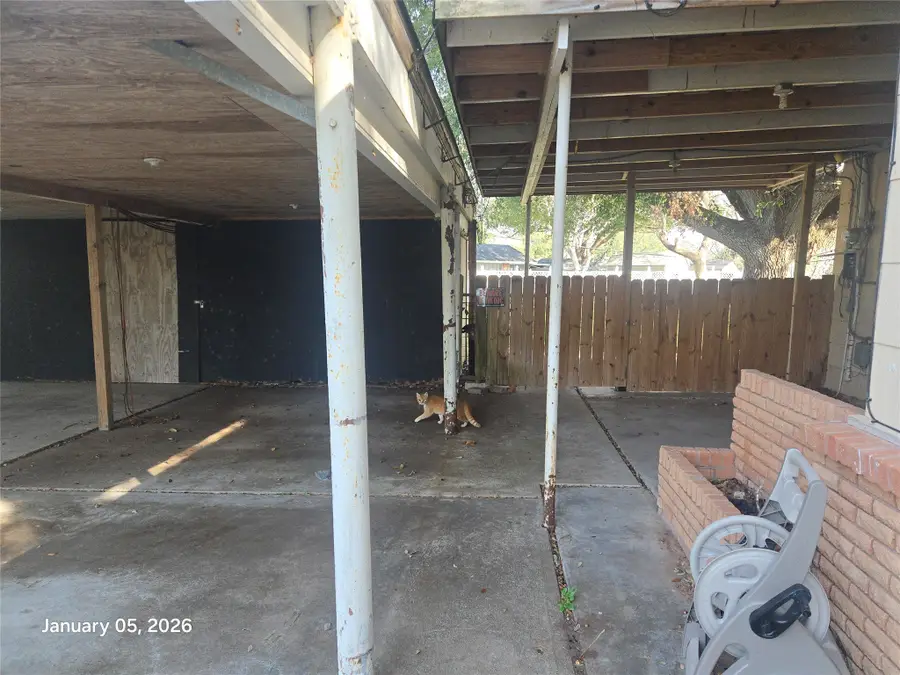 515 Breezy Lane, Wharton, TX 77488 - Image #2