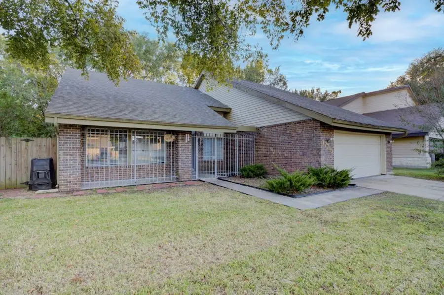 12743 Grand Cross Lane, Houston, TX 77072 - Image #2