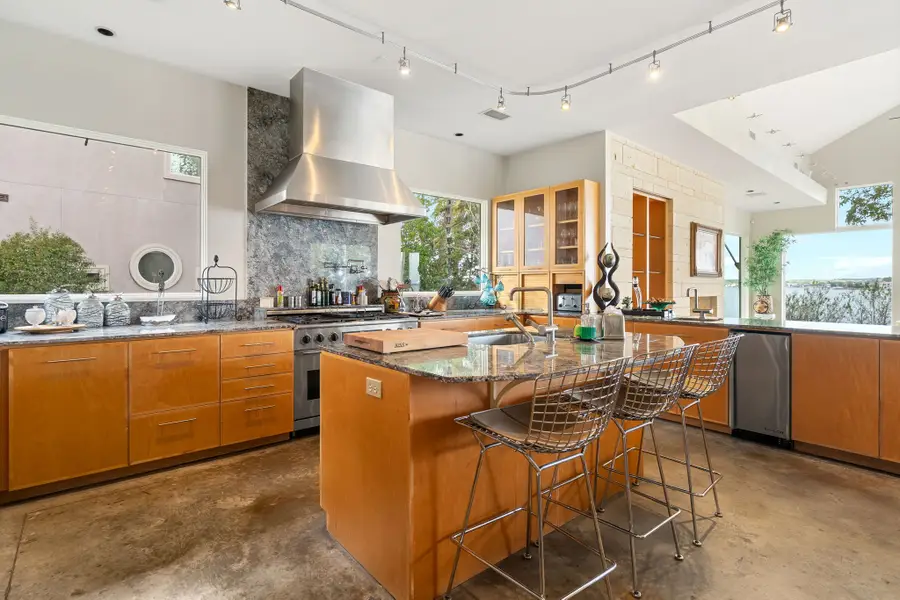 59 Lake Estates Drive, Montgomery, TX 77356 - Image #2