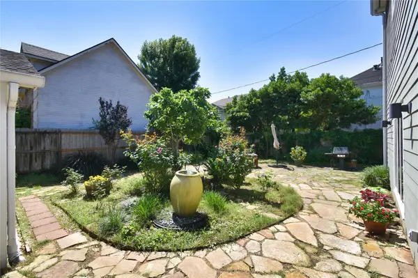 4531 Palmetto Street, Bellaire, TX 77401