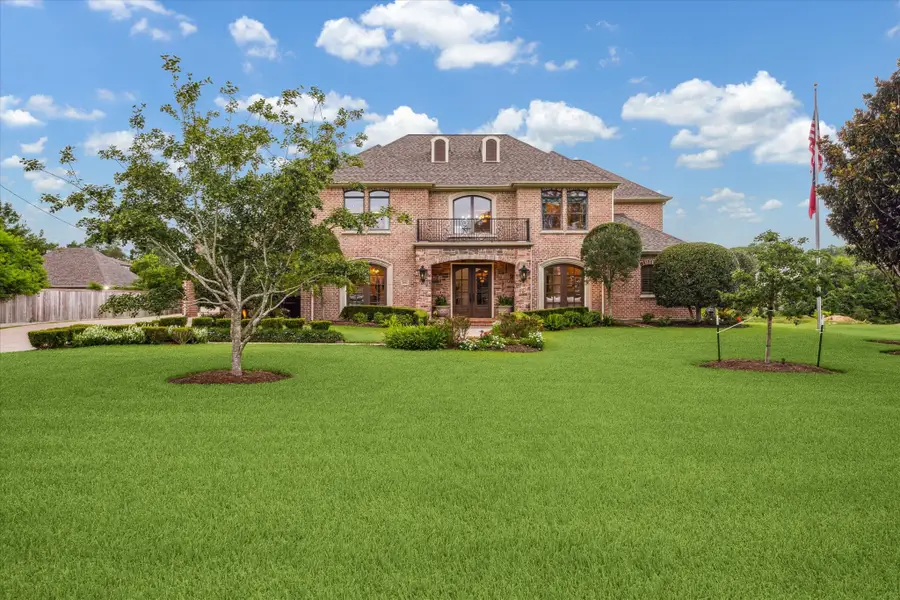 1002 Cowards Creek Court, Friendswood, TX 77546 - Image #2