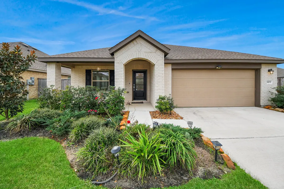 14230 Elrington Hollow Trail, Rosharon, TX 77583 - Image #1