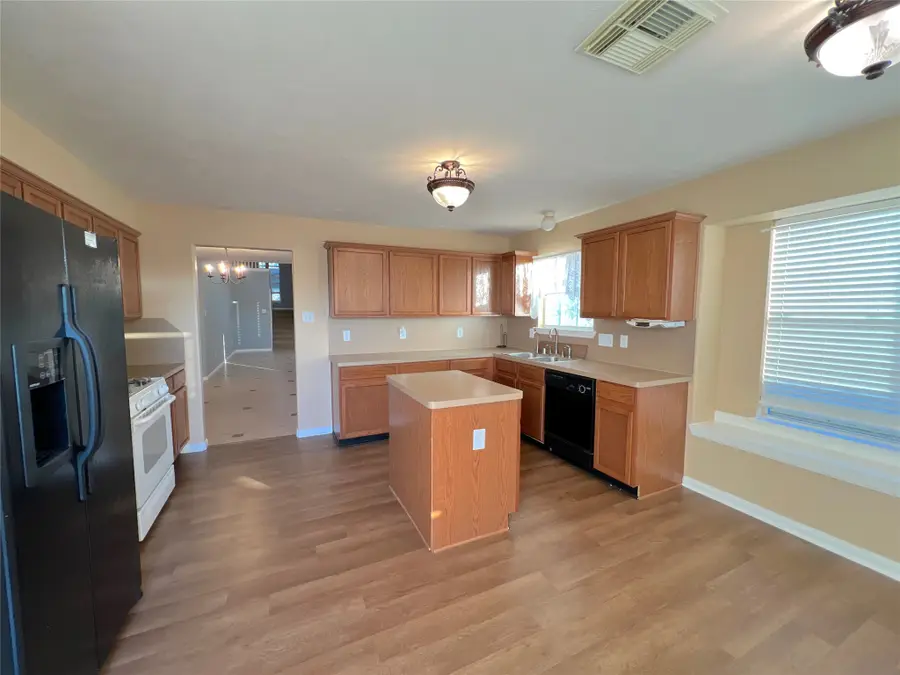 5535 Bear Paw Circle, Katy, TX 77449 - Image #3