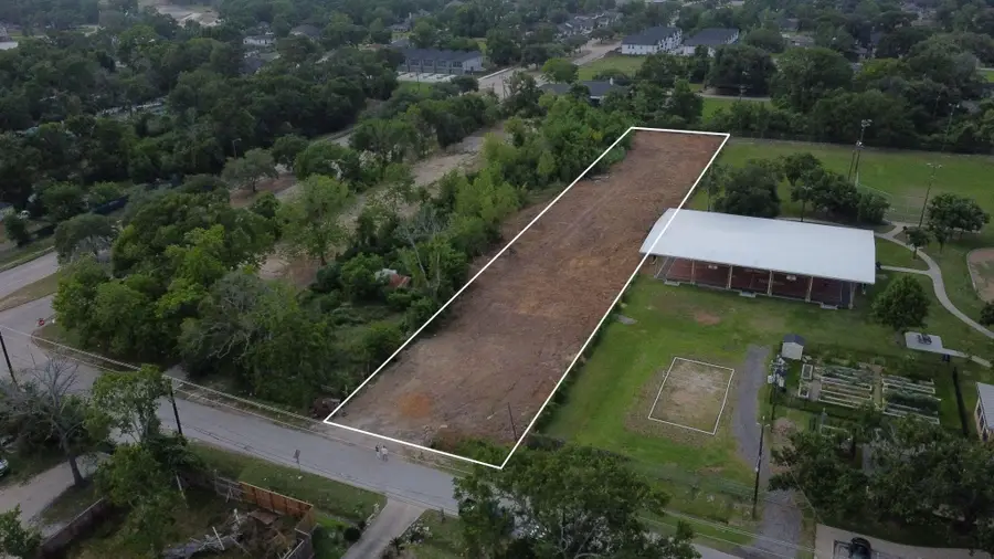 3406 De Soto Drive, Houston, TX 77091 - Image #2