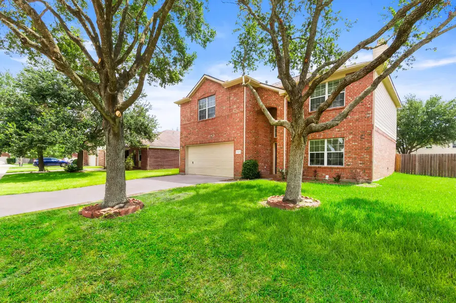 2106 Goldfinch Lane, League City, TX 77573 - Image #3