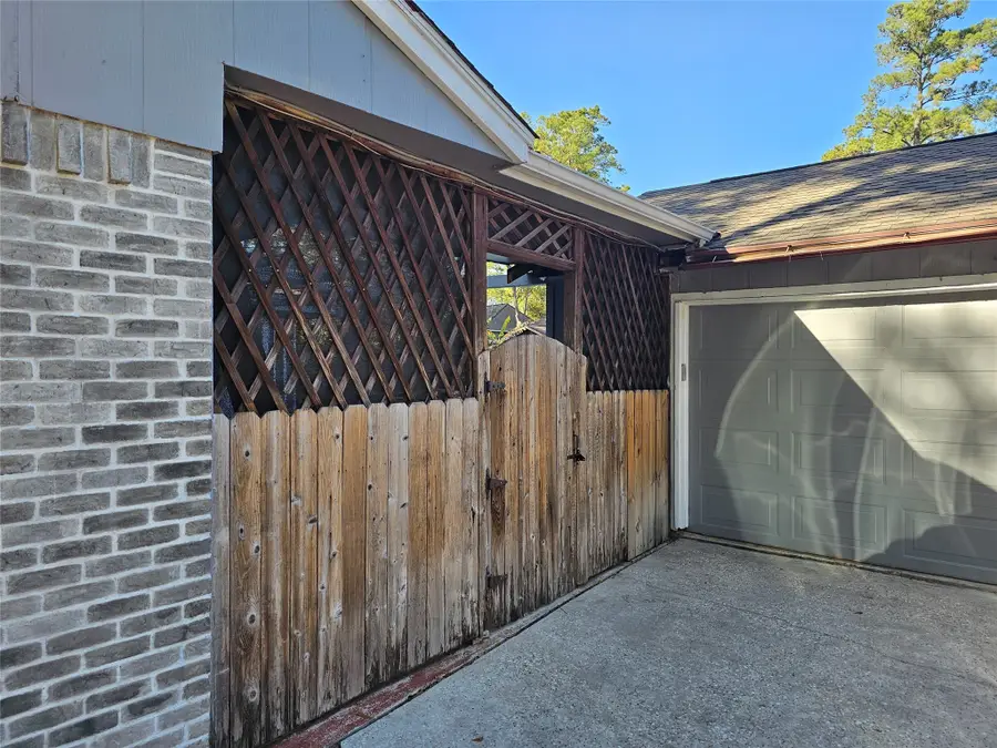 14822 Cedar Point Drive, Houston, TX 77070 - Image #3