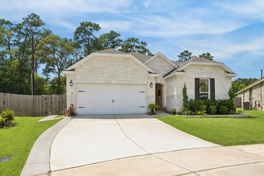 39200 Canyonville Court, Magnolia, TX 77354 - #2