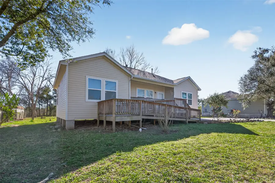 106 Morgan Street, Alvin, TX 77511 - Image #2
