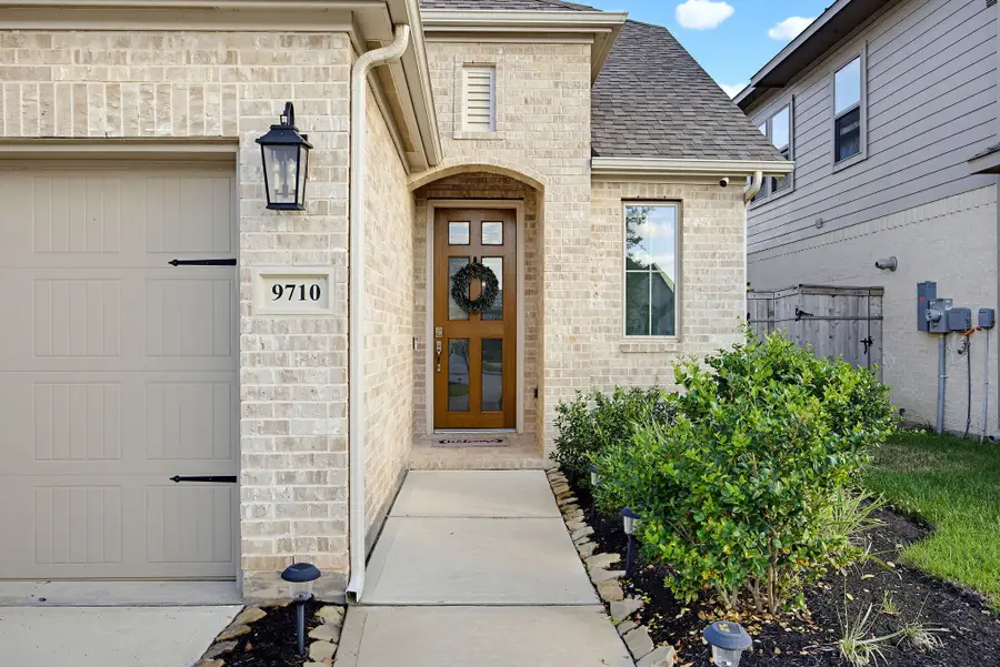 9710 Keeper Drive, Missouri City, TX 77459 - #2