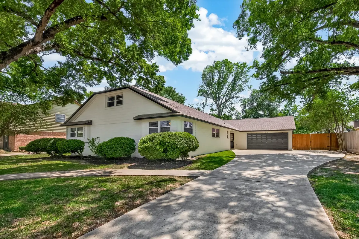 4142 Willow Hill Drive, Seabrook, TX 77586 - #1