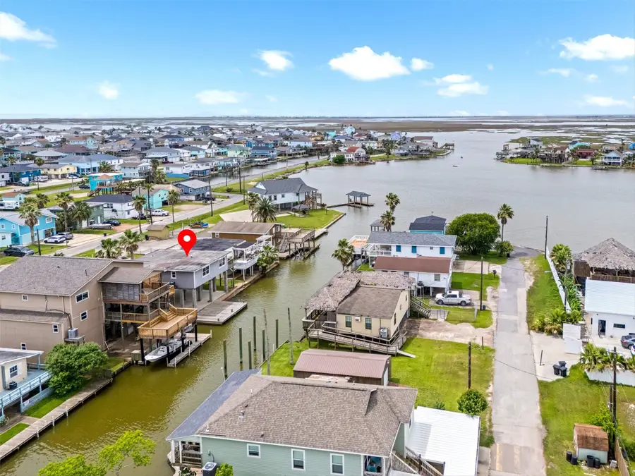 21 Edgewater Street, Hitchcock, TX 77563 - Image #2