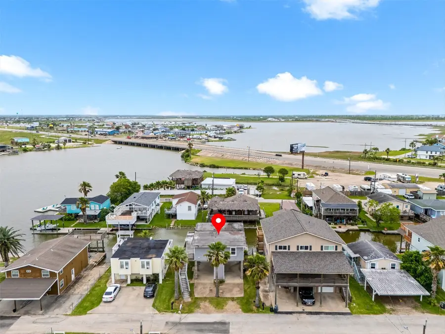 21 Edgewater Street, Hitchcock, TX 77563 - Image #3