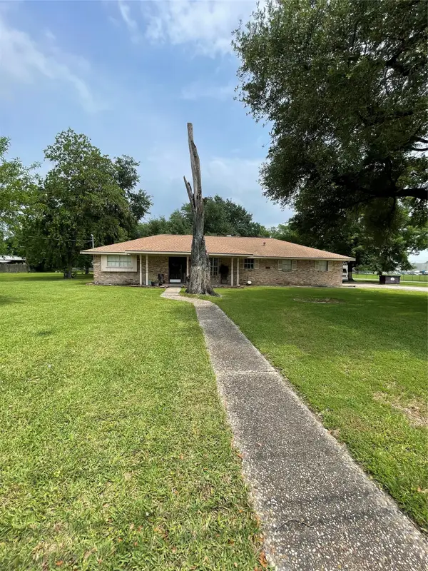 15202 Henry Road, Houston, TX 77060