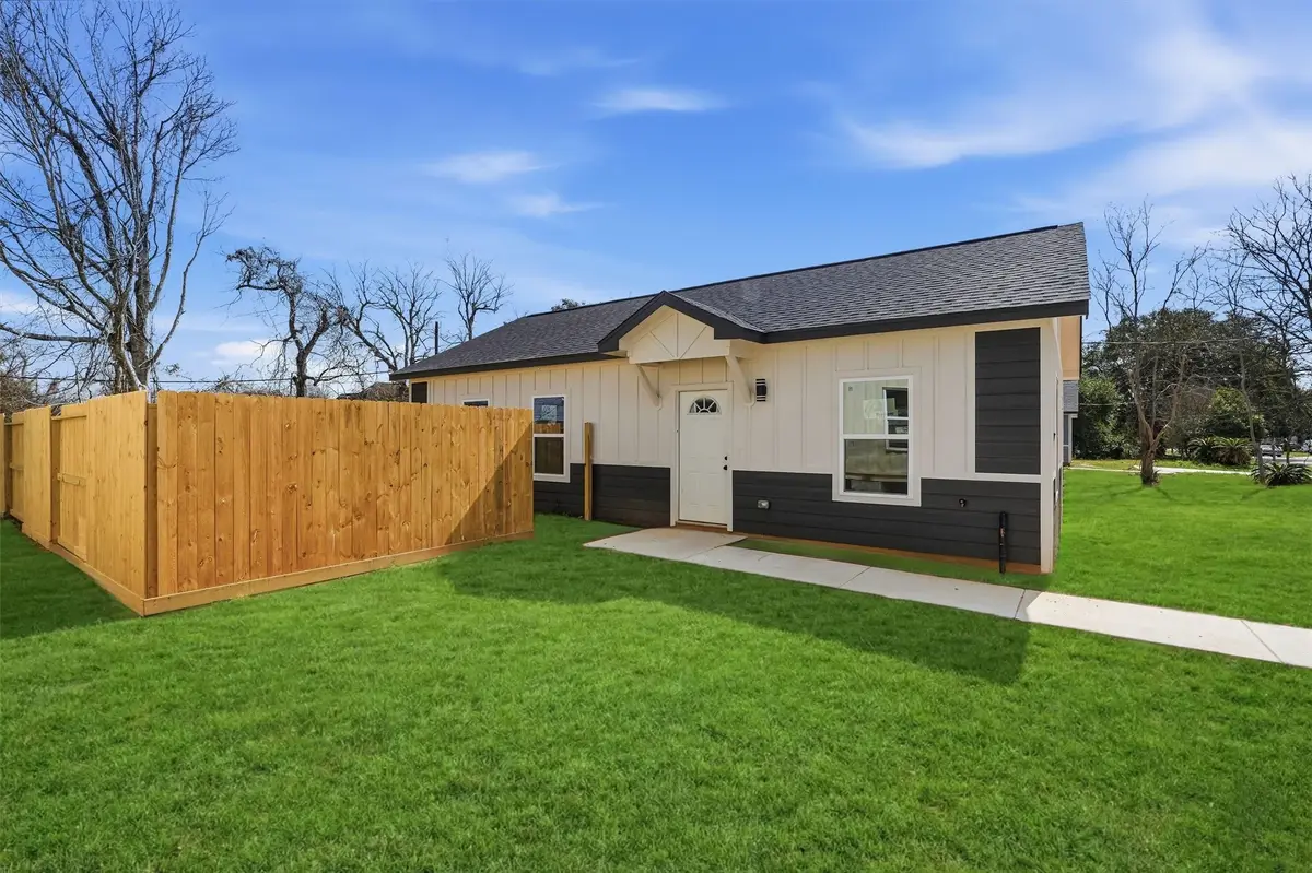 2250 Cable Avenue, Beaumont, TX 77703 - #1