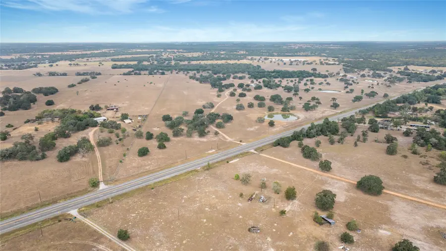 13320 Us Highway 77 S, Hallettsville, TX 77964 - Image #2