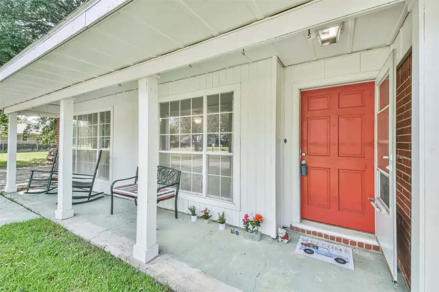 107 Sunset Heights Avenue, Dayton, TX 77535 - #3