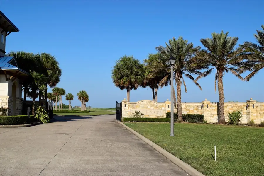 2929 Palacios Bay Drive, Palacios, TX 77465 - #3