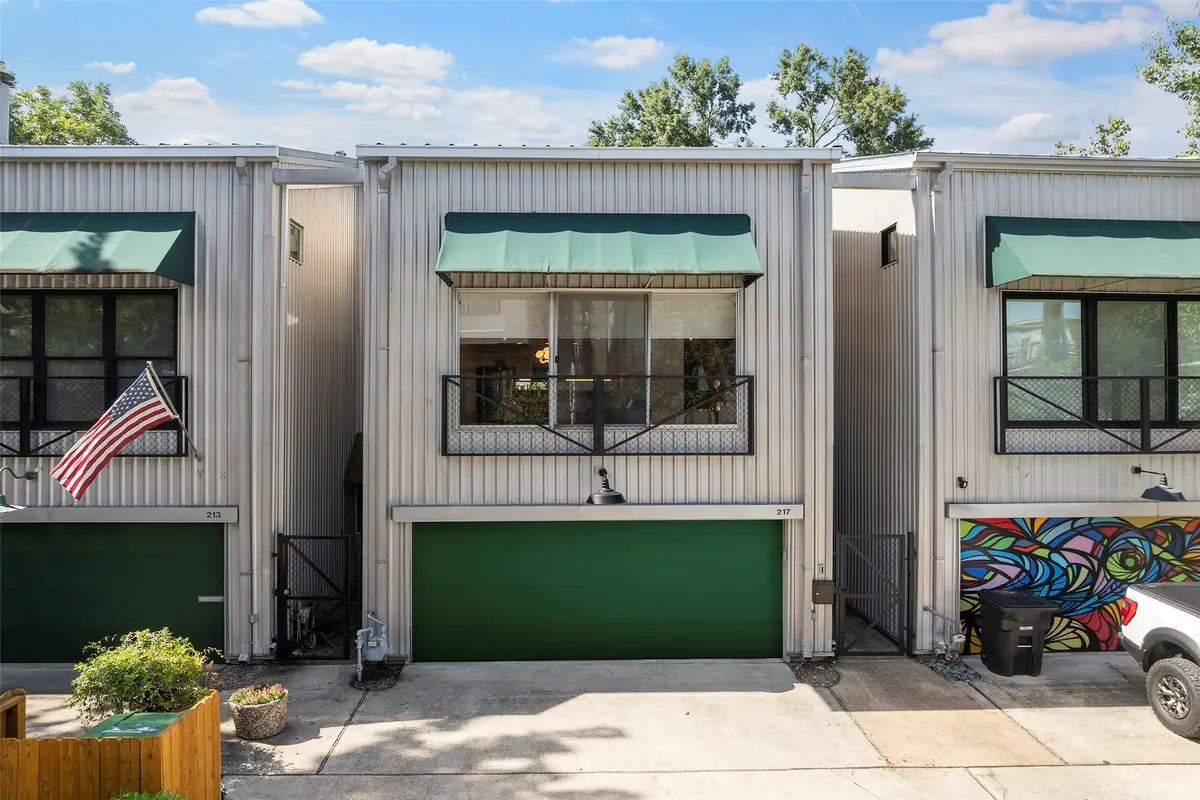 217 W Drew Street, Houston, TX 77006 - #1