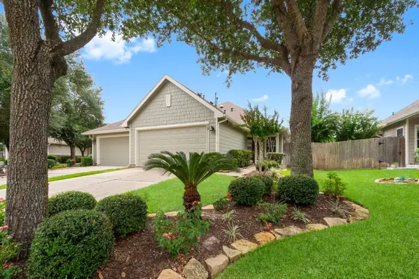 15 E Kentwick Place, Conroe, TX 77384