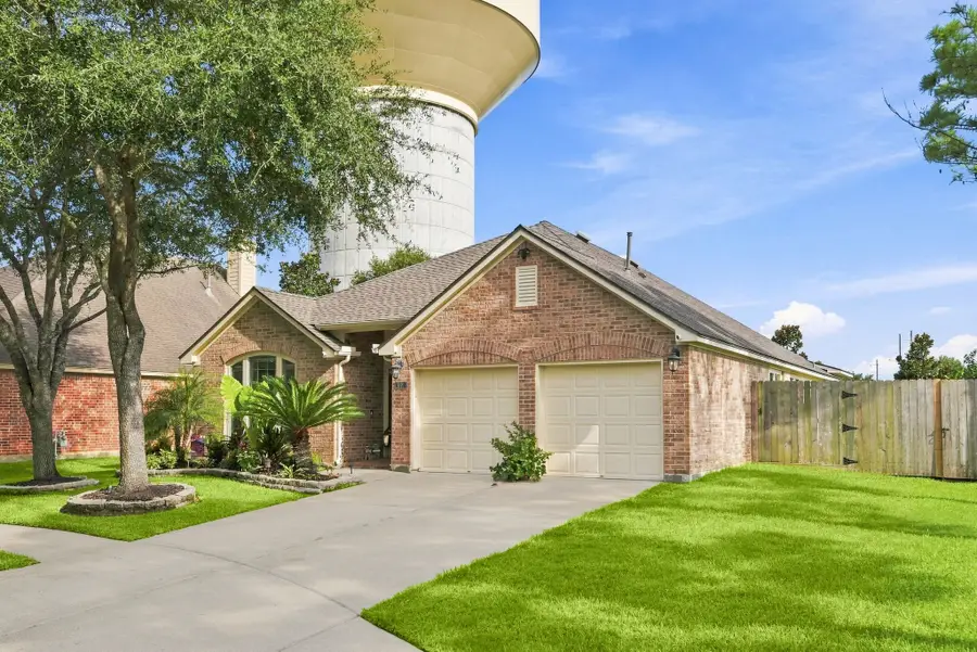 3101 Rock Brook Falls Lane, League City, TX 77573 - #3