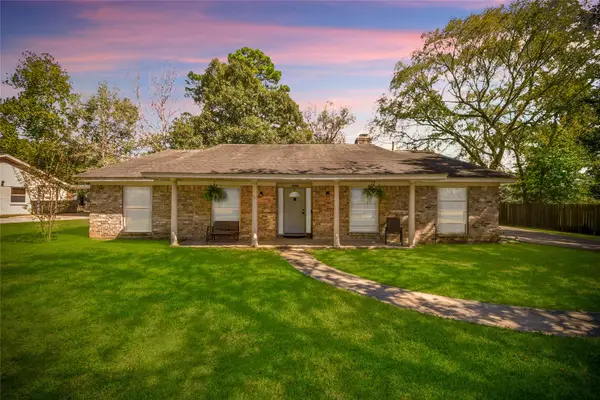 26602 Maplewood Drive, Spring, TX 77386