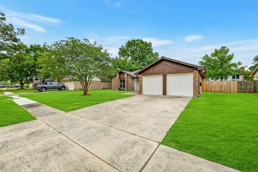 2701 Knoxville Drive, League City, TX 77573 - #2