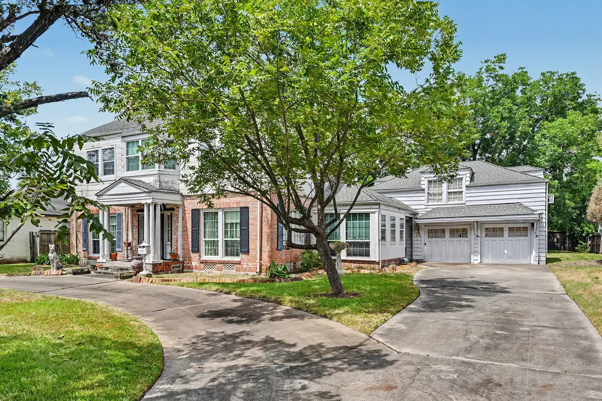 3736 Bellaire Boulevard, Southside Place, TX 77025 - #1