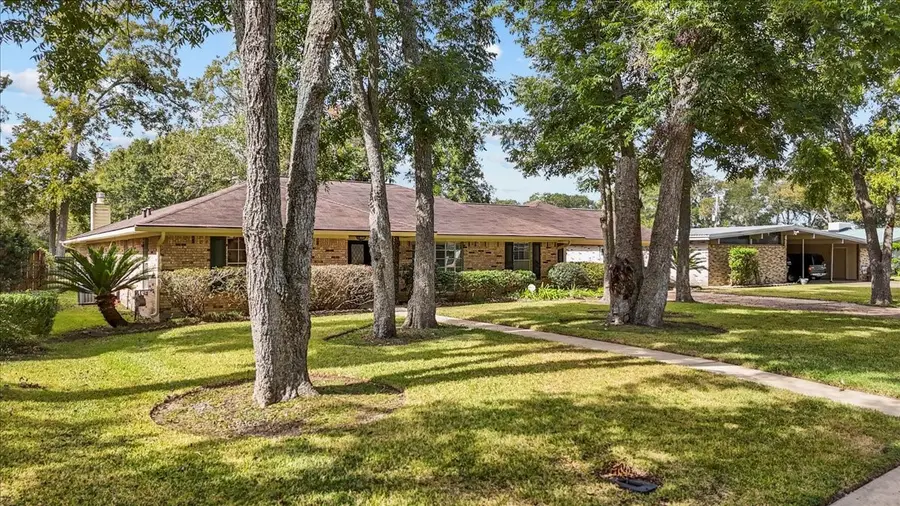 115 Valley Drive, Liberty, TX 77575 - Image #2