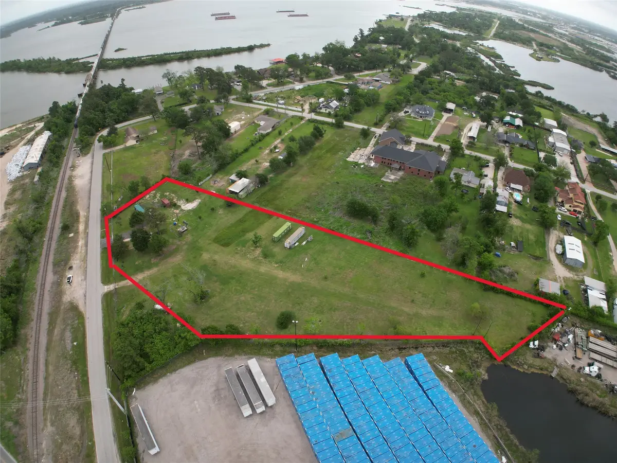 330 River Road, Channelview, TX 77530 - #1
