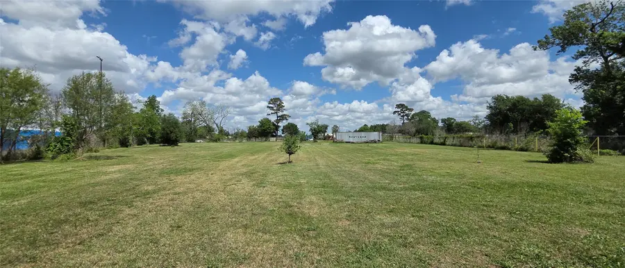 330 River Road, Channelview, TX 77530 - #3