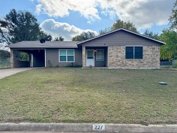 227 Woodland Circle, Crockett, TX 75835