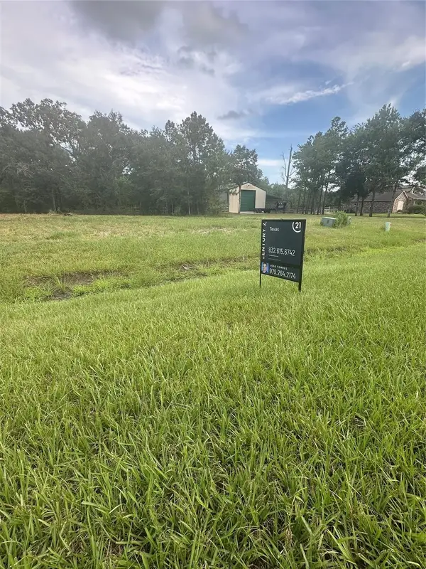 7311 Bayou Timbers Drive, Alvin, TX 77511