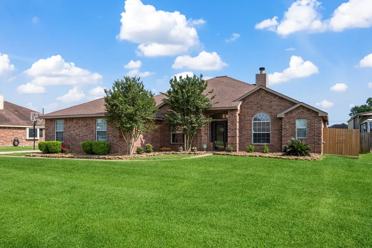 2010 Caroline Avenue, Baytown, TX 77523 - #1