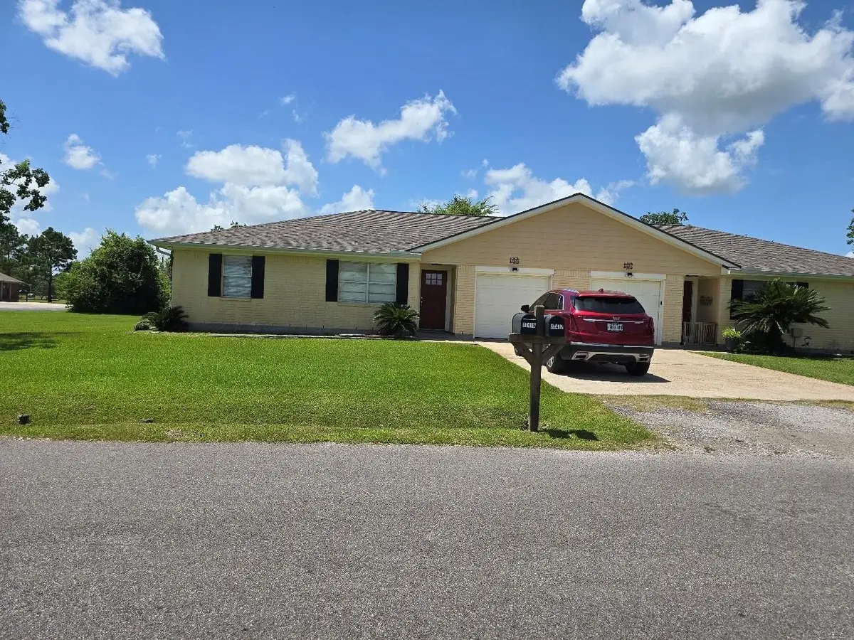17415-17417 Fir Road, Alvin, TX 77511 - #1