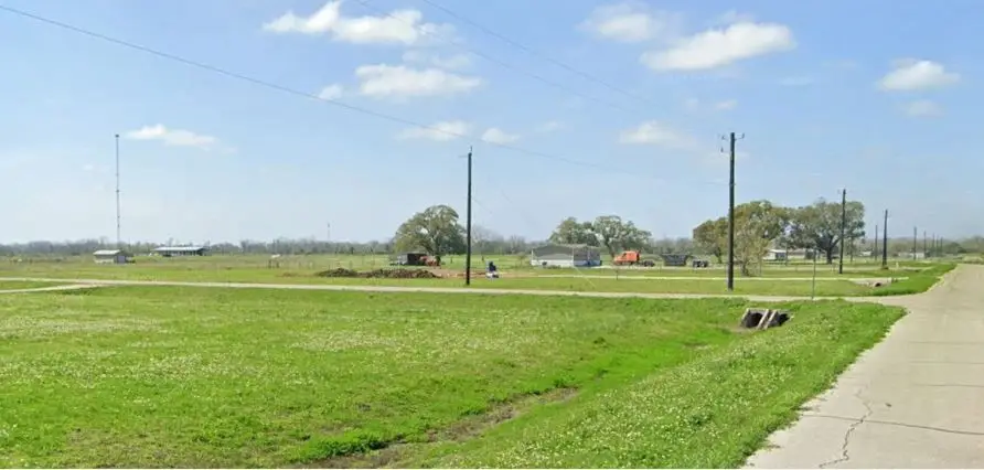 5105 Big Bend Lane, Boling, TX 77420 - Image #1