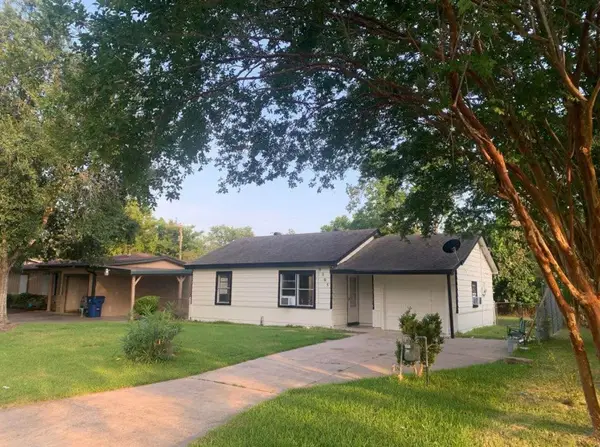 6105 Diamond Court, Texas City, TX 77591