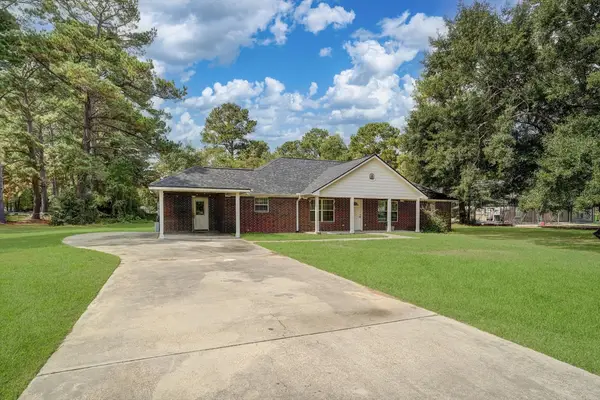201 County Road 2234, Cleveland, TX 77327