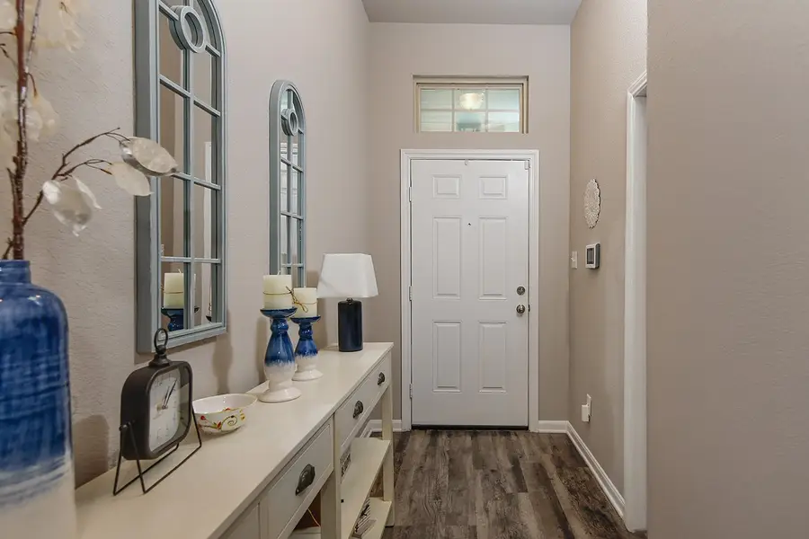 305 Brocks Court, Montgomery, TX 77356 - Image #3