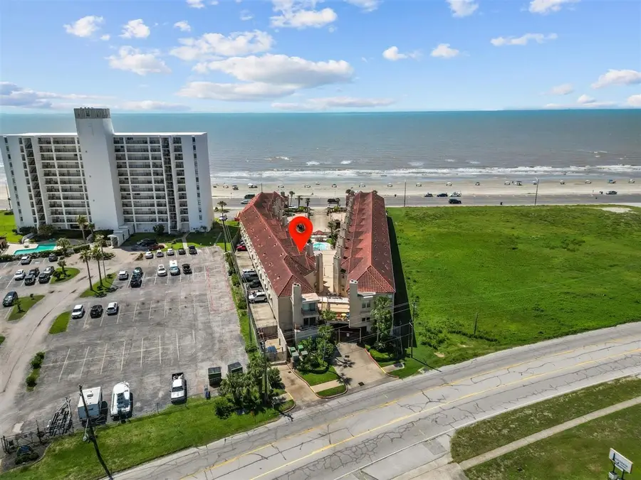 7312 Seawall Boulevard #124, Galveston, TX 77551 - #3