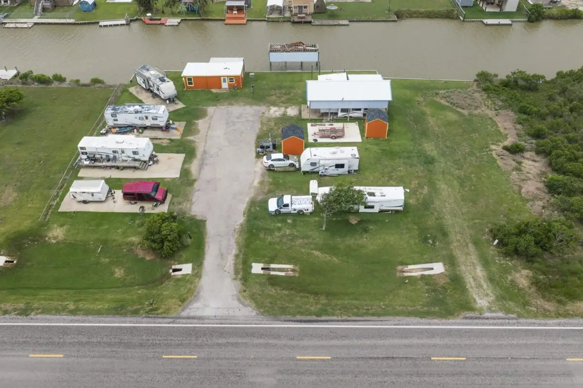 26160 Fm 457, Sargent, TX 77414 - #1