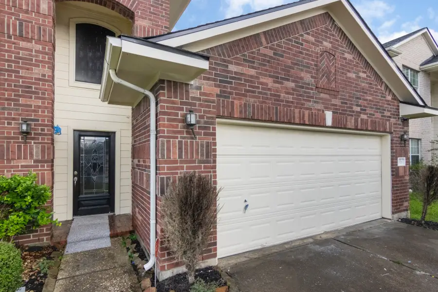 5326 Coastline Street, Baytown, TX 77521 - Image #3