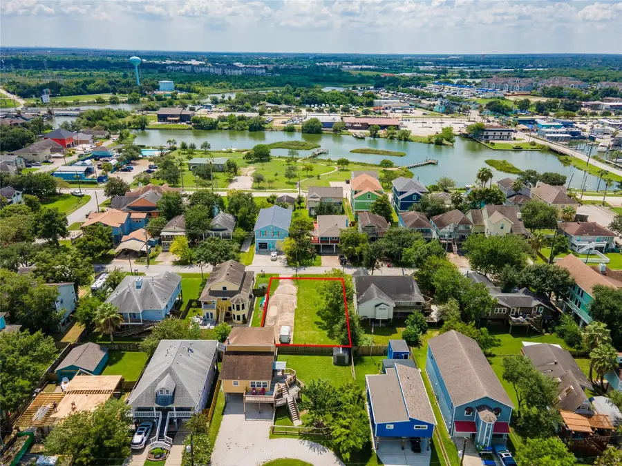 822 Cedar Road, Clear Lake Shores, TX 77565 - #3