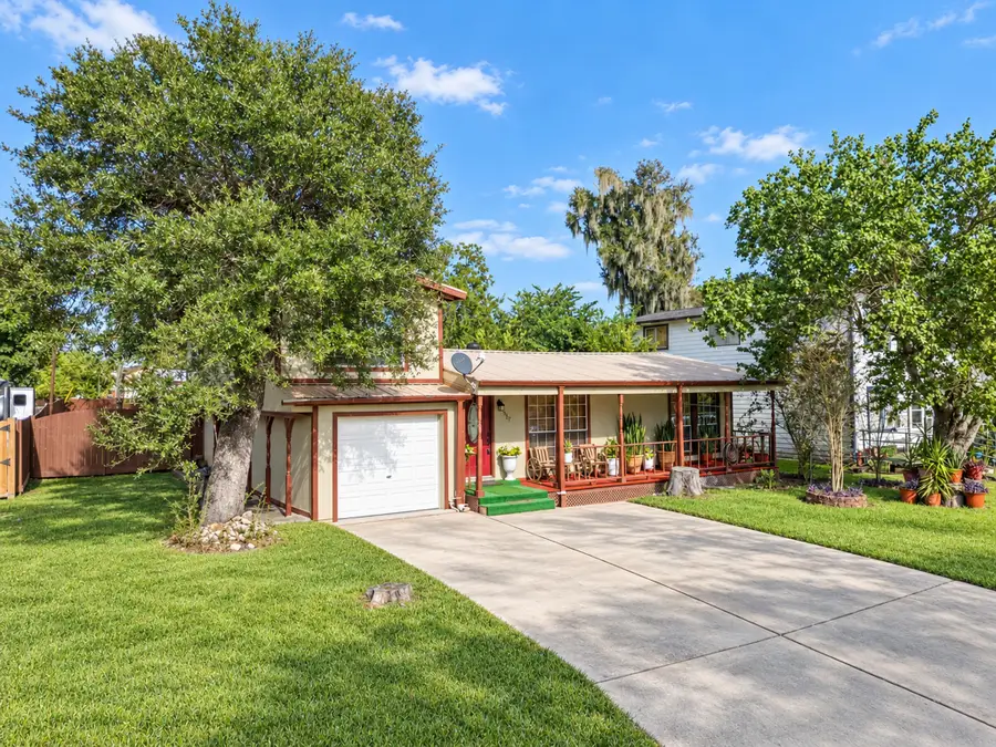 307 Azalea Street, Lake Jackson, TX 77566 - #2